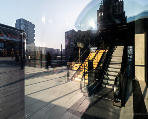 spiegelung fensterscheibe fotografieren